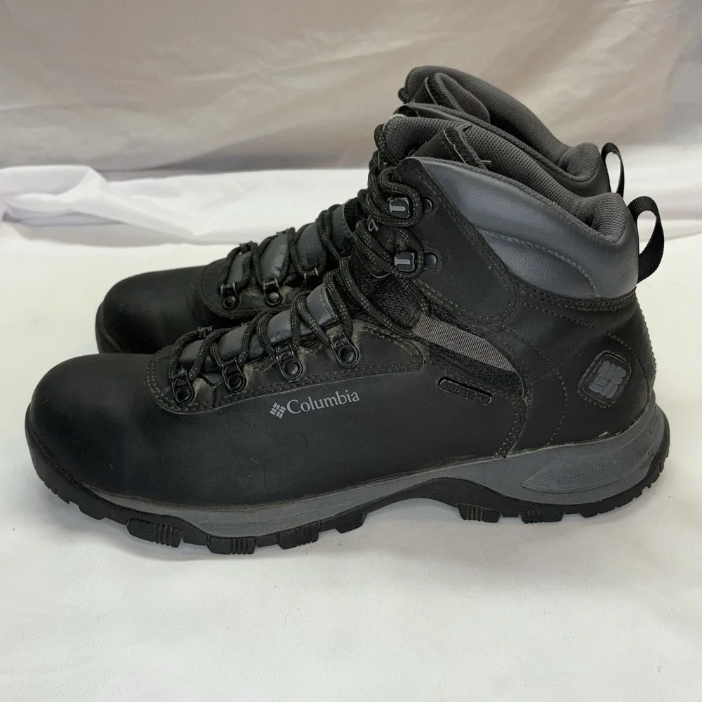 Columbia Newton Ridge Plus II Waterproof Hiking Boots Mens 10.5 Black‎ BM2590
